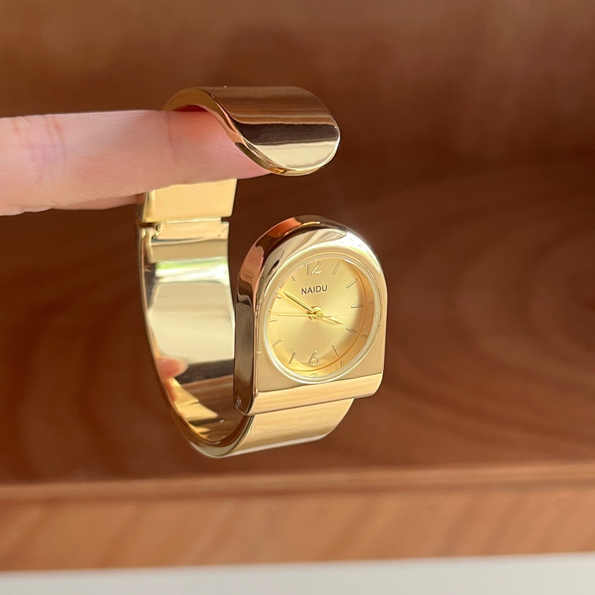 Luxury Watch Levels - Złoty zegarek bransoletka damski 2026, luksusowy,