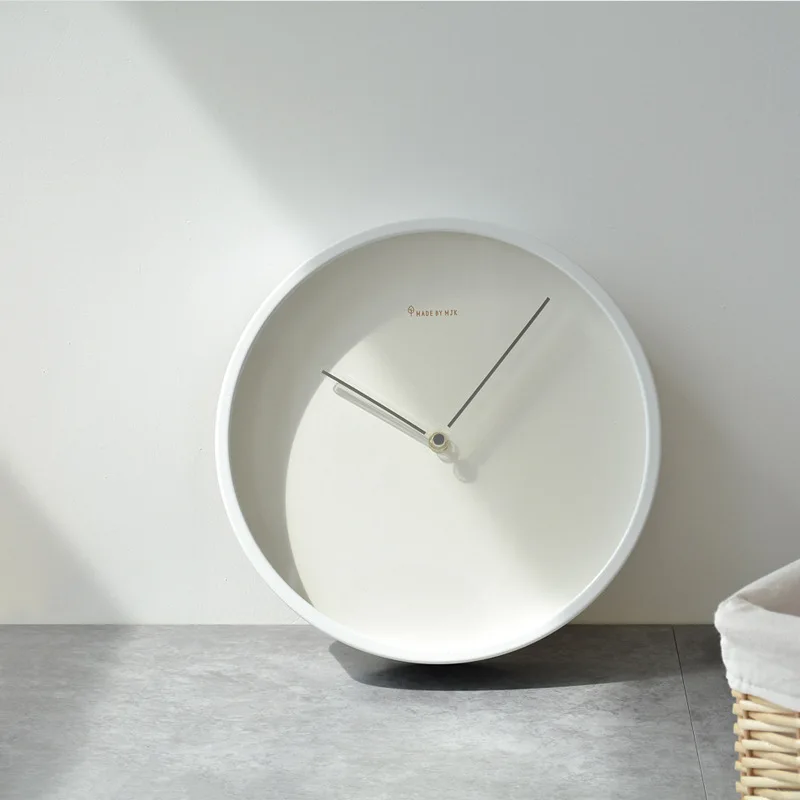 Nowoczesny minimalistyczny zeg – Luxury Watch House recenzja i cena