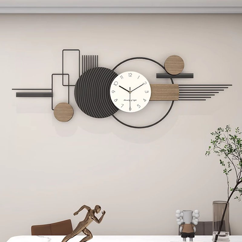 Duży, nowoczesny, minimalistyc – Luxury Watch House recenzja i cena