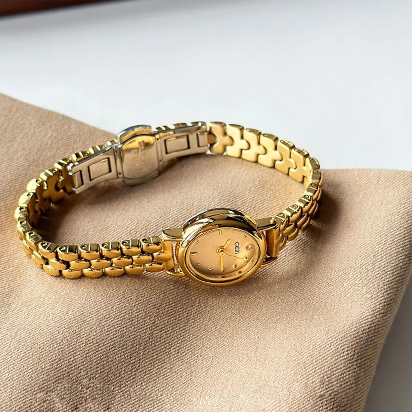 Damski zegarek luksusowej mark – Luxury Watch On Sale recenzja i cena